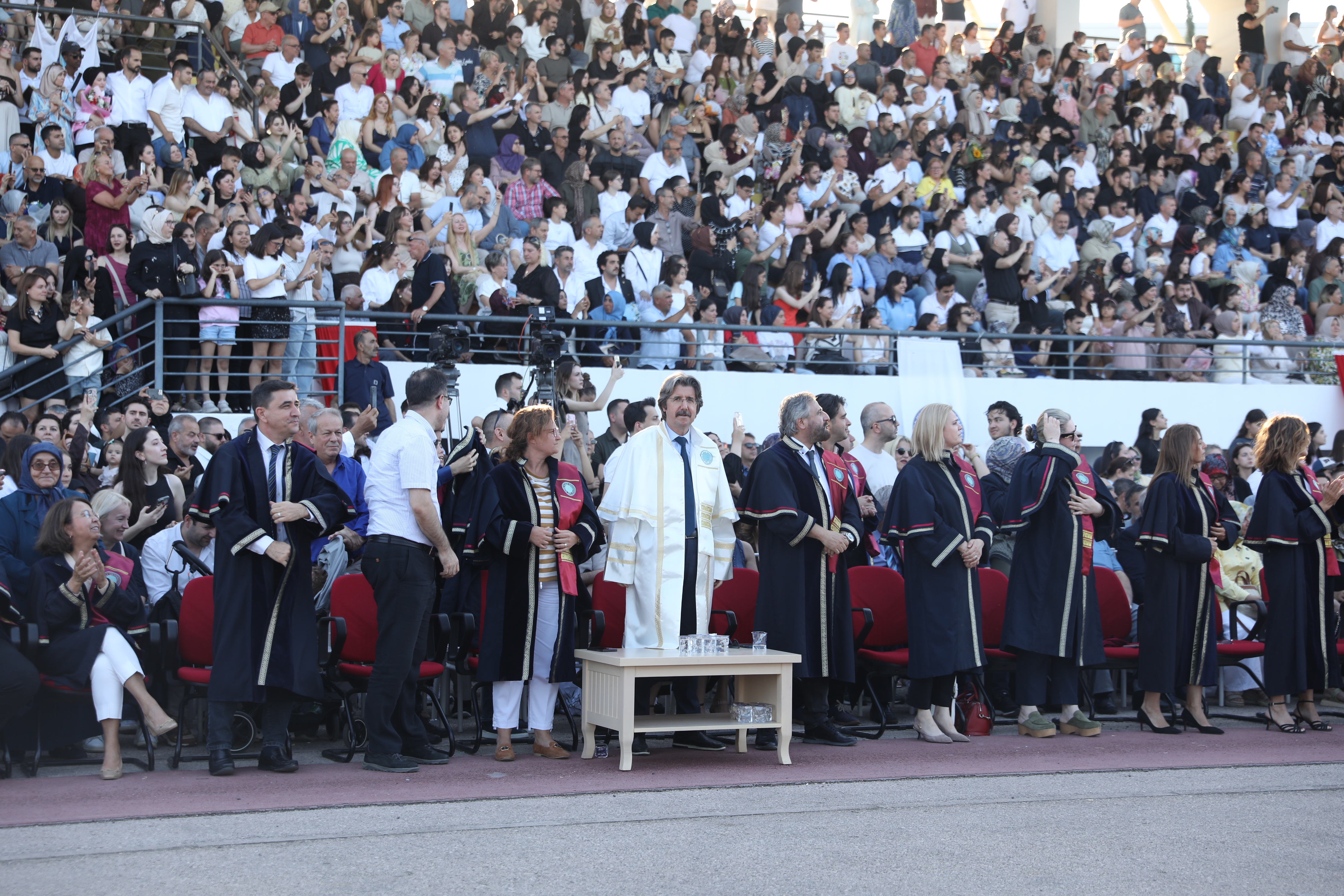 2025-2026 AKADEMİK YILI İ.İ.B.F. MEZUNİYET COŞKUSU 